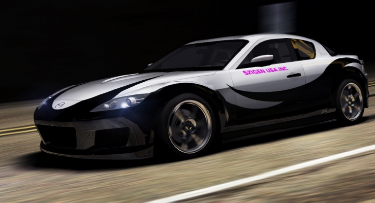 [u][i]RX8 black 'n' white[/b][/u]
aspon niecim primitivnym z karbonu prispejem
