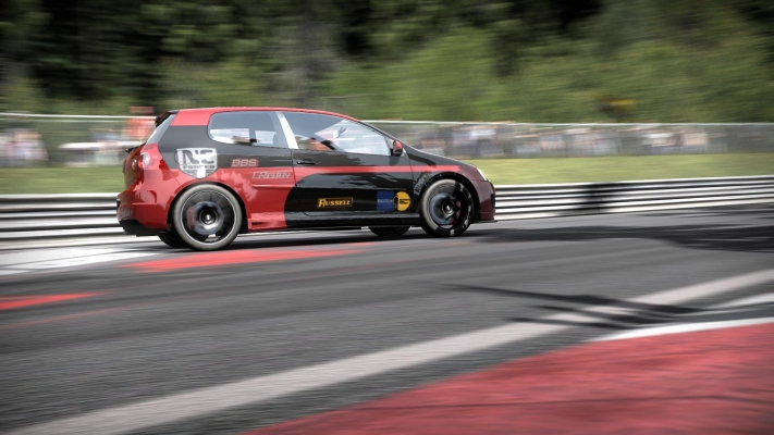 VW Golf GTi
Nieco zo Shiftu...


[img]http://gallery.needforspeed.sk/albums/userpics/FD.jpg[/img]
