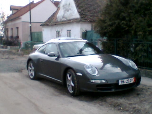 MY car
Tak toto je nase auto Porshe 911 carrera 4s kupili sme ho len nedavno (vcera)
Keywords: Porshe