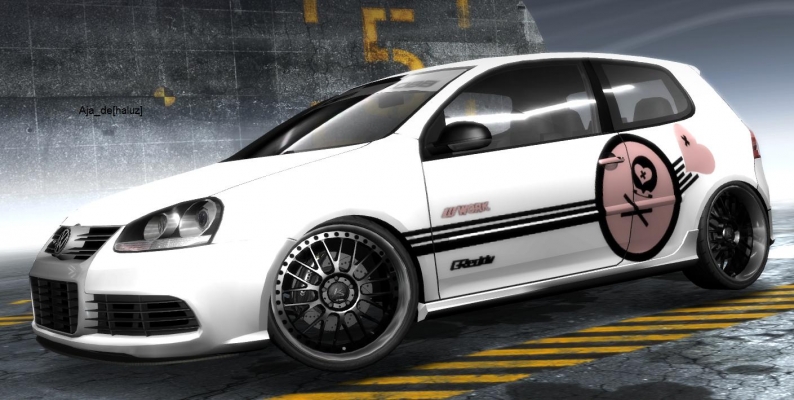 VW Golf R32
