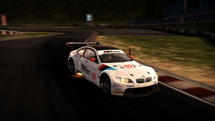 M3 GT2
Car: BMW M3 GT2
Track: Spa - Francorchamps
Settings: 1600x900 8xAA 16xAF 45-60FPS
PC: HP xw4600workstation + 9800GT 1GB

