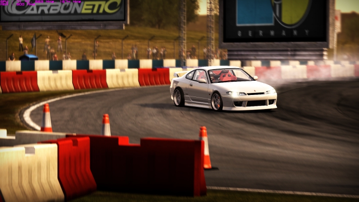 S15 Drift
Car: Nissan Silvia S15
Track: Donnington Park GP
Settings: 1600*900 8xAA 16xAF
PC: HP xw4600 workstation + 9800GT 1GB
