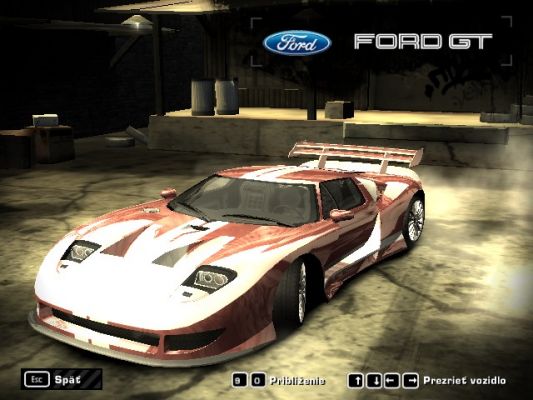 Ford GT
Tak tuning predsa neobisiel ani legendu. S tym bodykitom vyzera akoby sa usmieval...
