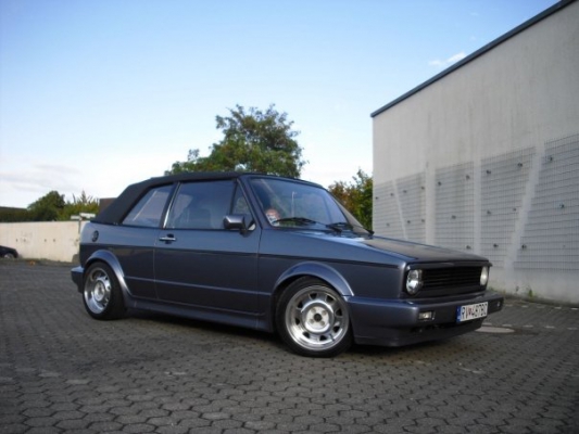 VW Golf GTi cabrio
88' 
1.8L 
95ps
