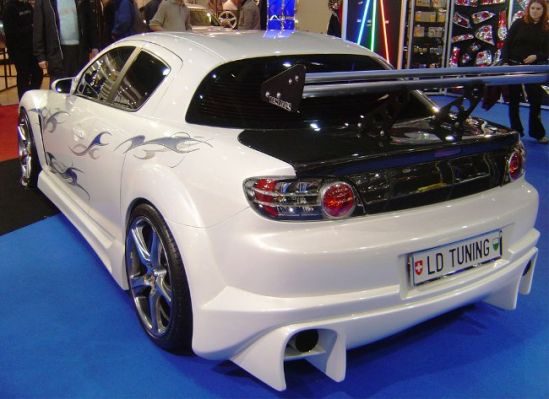 ESSEN MOTOR SHOW  (EMS)  :))))RX-8
ta ista RX-8 ale zo zadu
