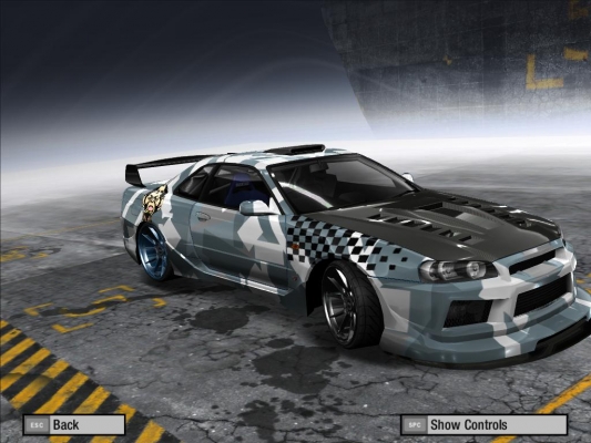 NissaN SkyLine
